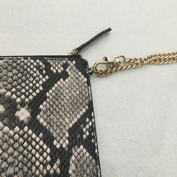 Aldo Snake Print Wristlet With Gold Hardware & Wrist Chain - Picture 4 of 11